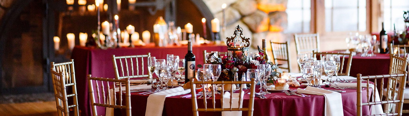 Wedding table decor at Bear Mountain Inn