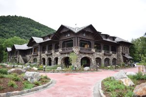 Bear Mountain Inn