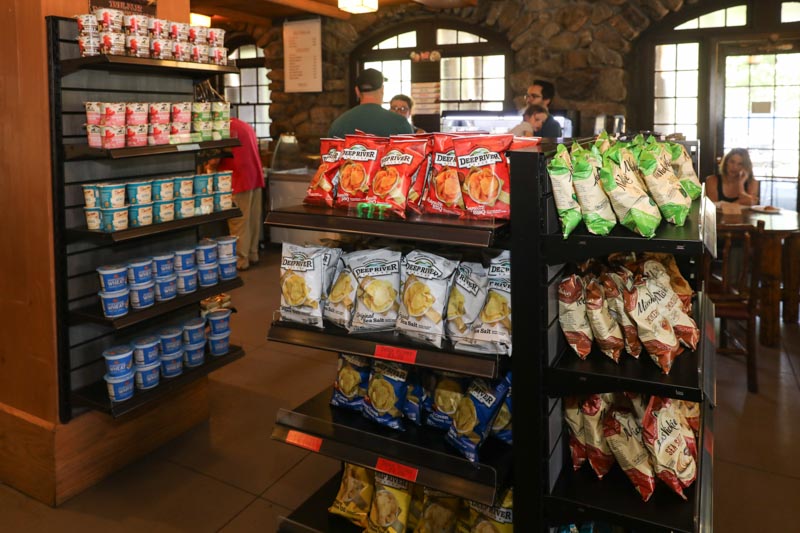 Bear Mountain Hiker's Cafe and Stand 10
