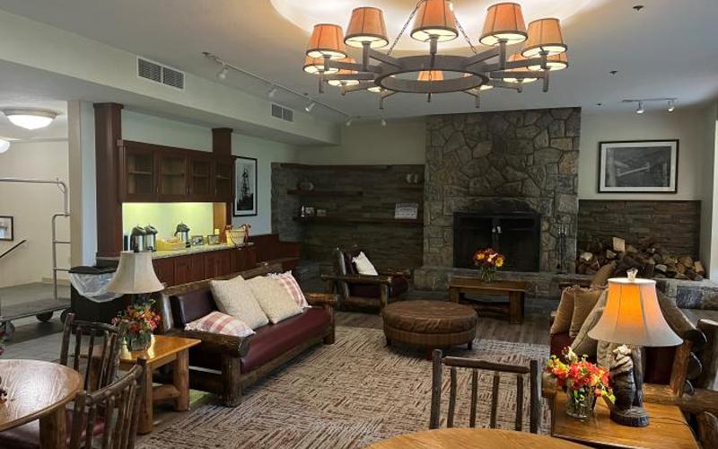 Bear Mountain Overlook Lodge